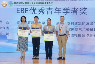 课题组曾令杰助理教授和田少宸博...